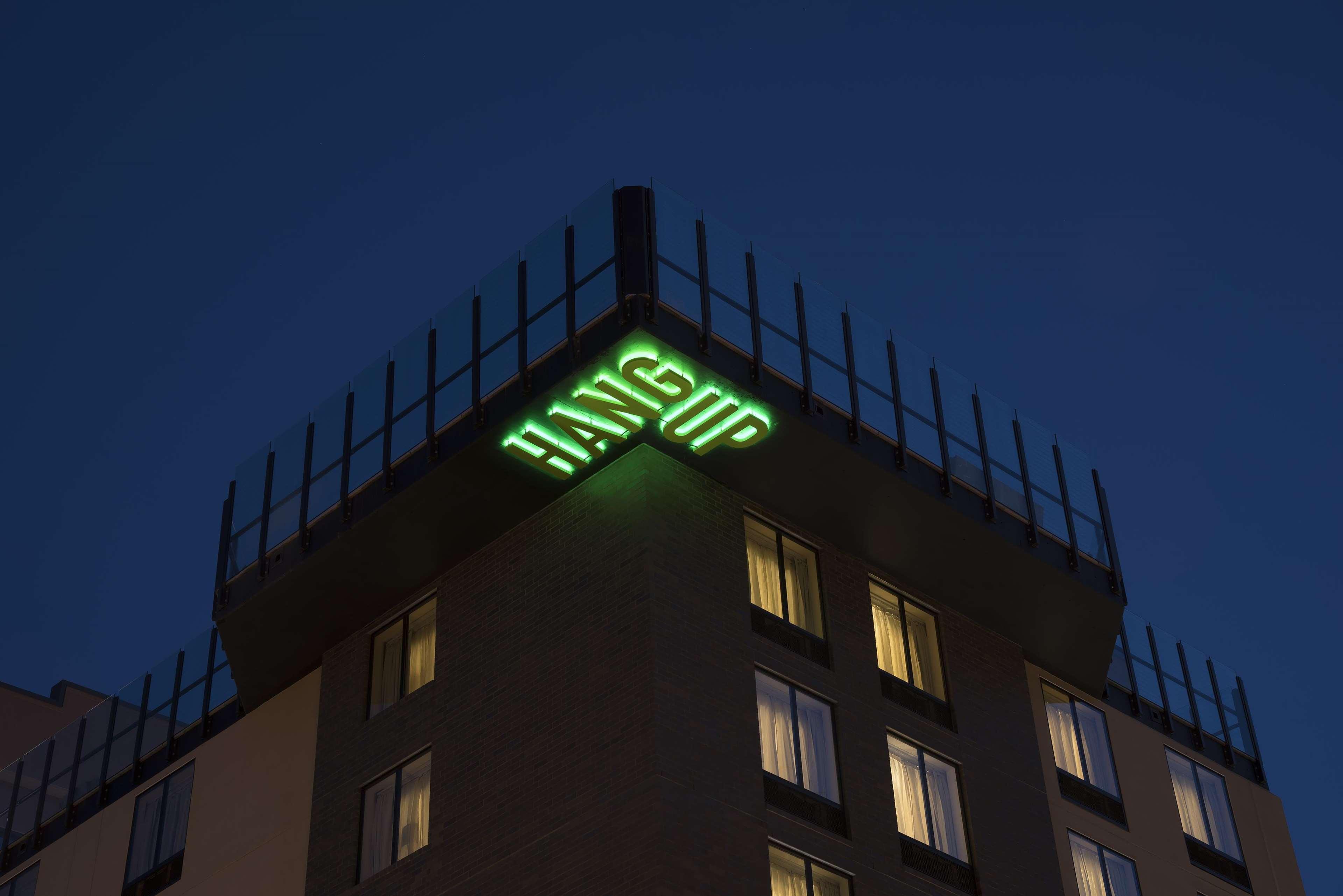 Hilton Garden Inn Louisville Downtown Экстерьер фото