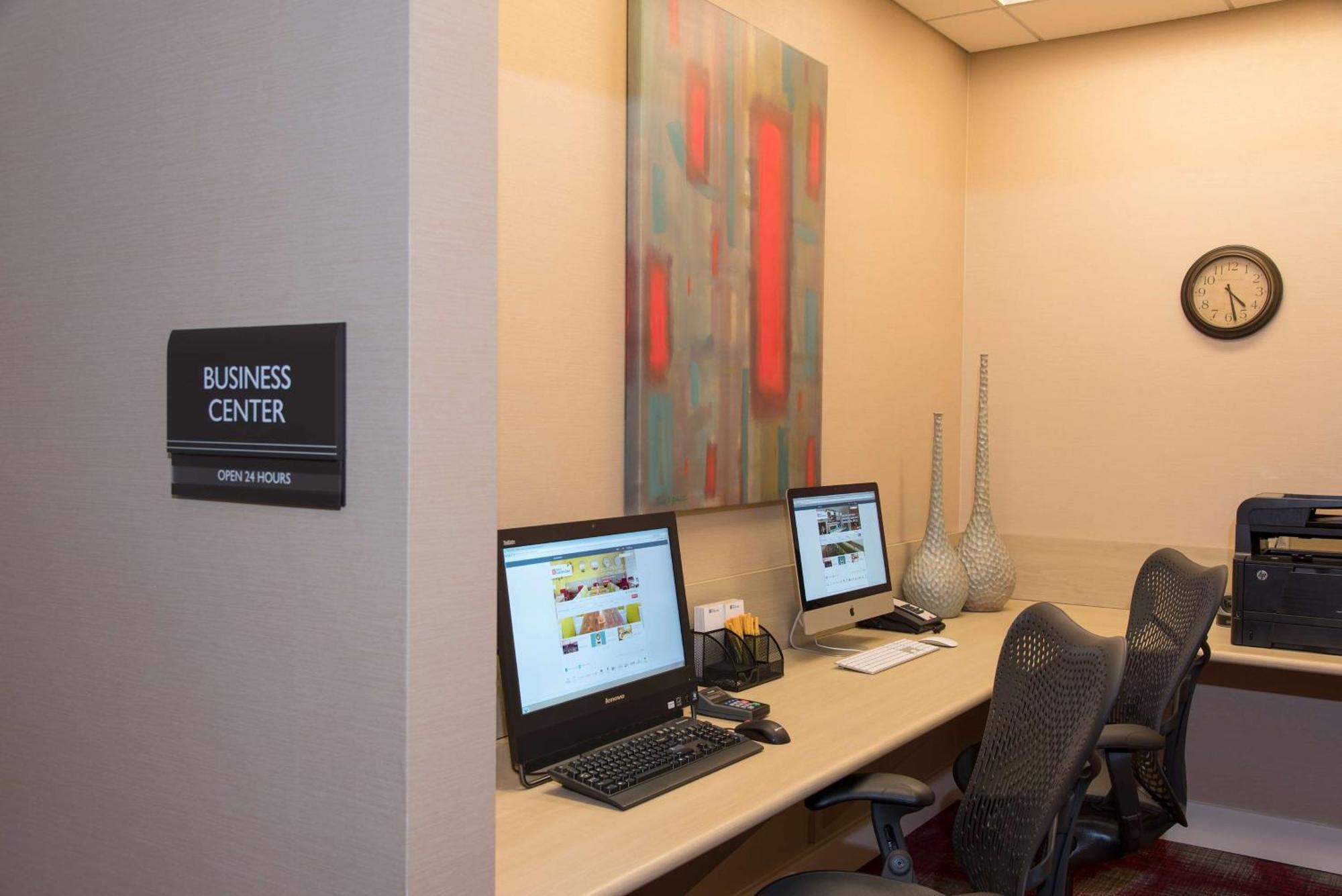 Hilton Garden Inn Louisville Downtown Экстерьер фото