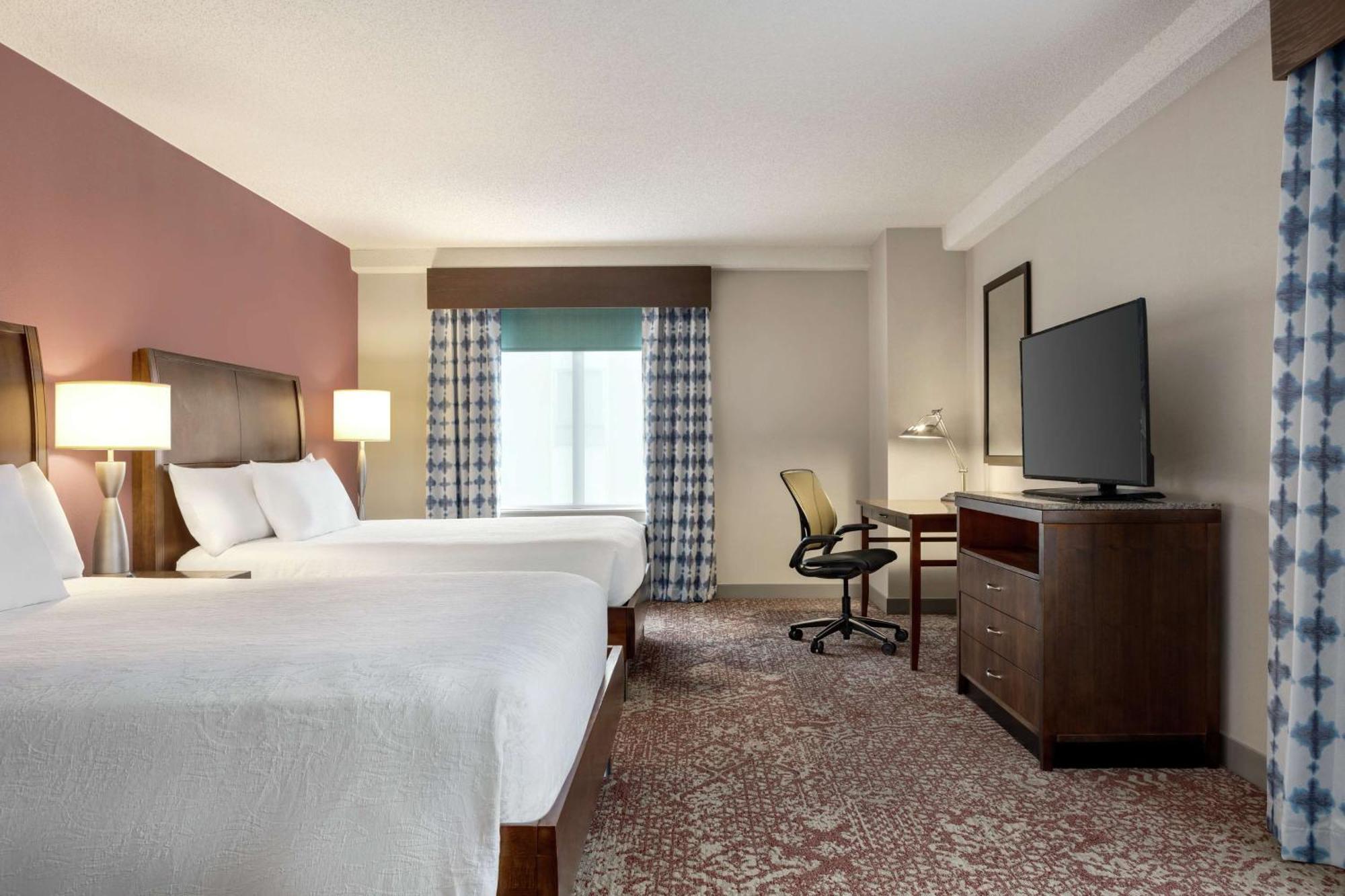 Hilton Garden Inn Louisville Downtown Экстерьер фото
