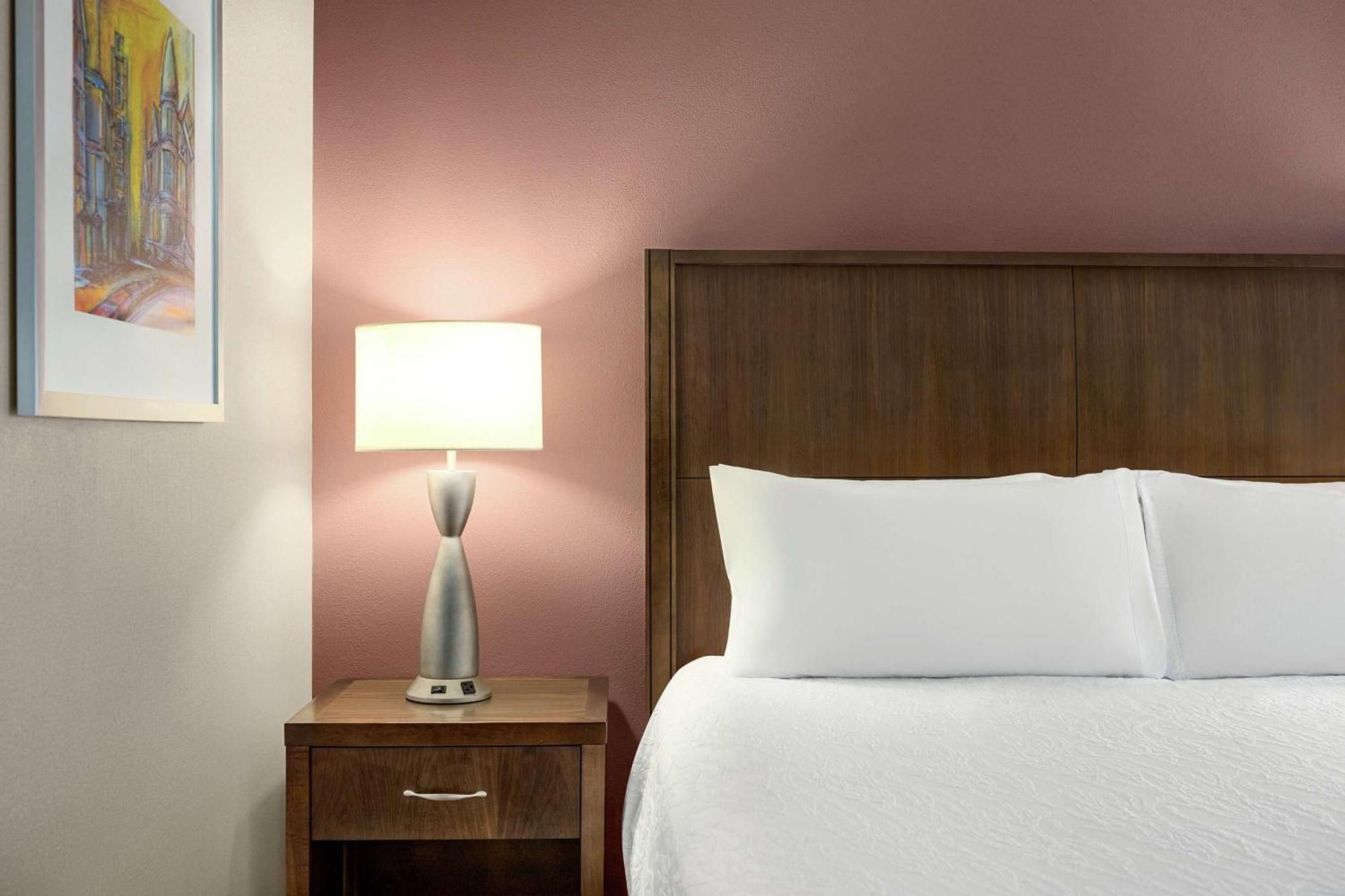 Hilton Garden Inn Louisville Downtown Экстерьер фото