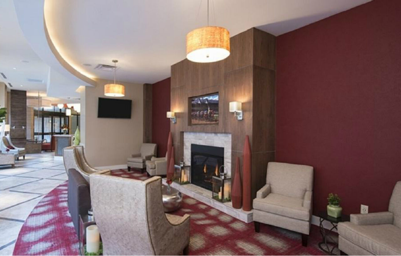 Hilton Garden Inn Louisville Downtown Экстерьер фото